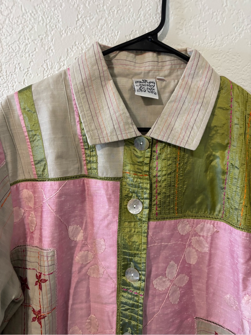 Parsley & Sage Patchwork Button-Front Blazer in Pink and Green - Picture 4 of 8